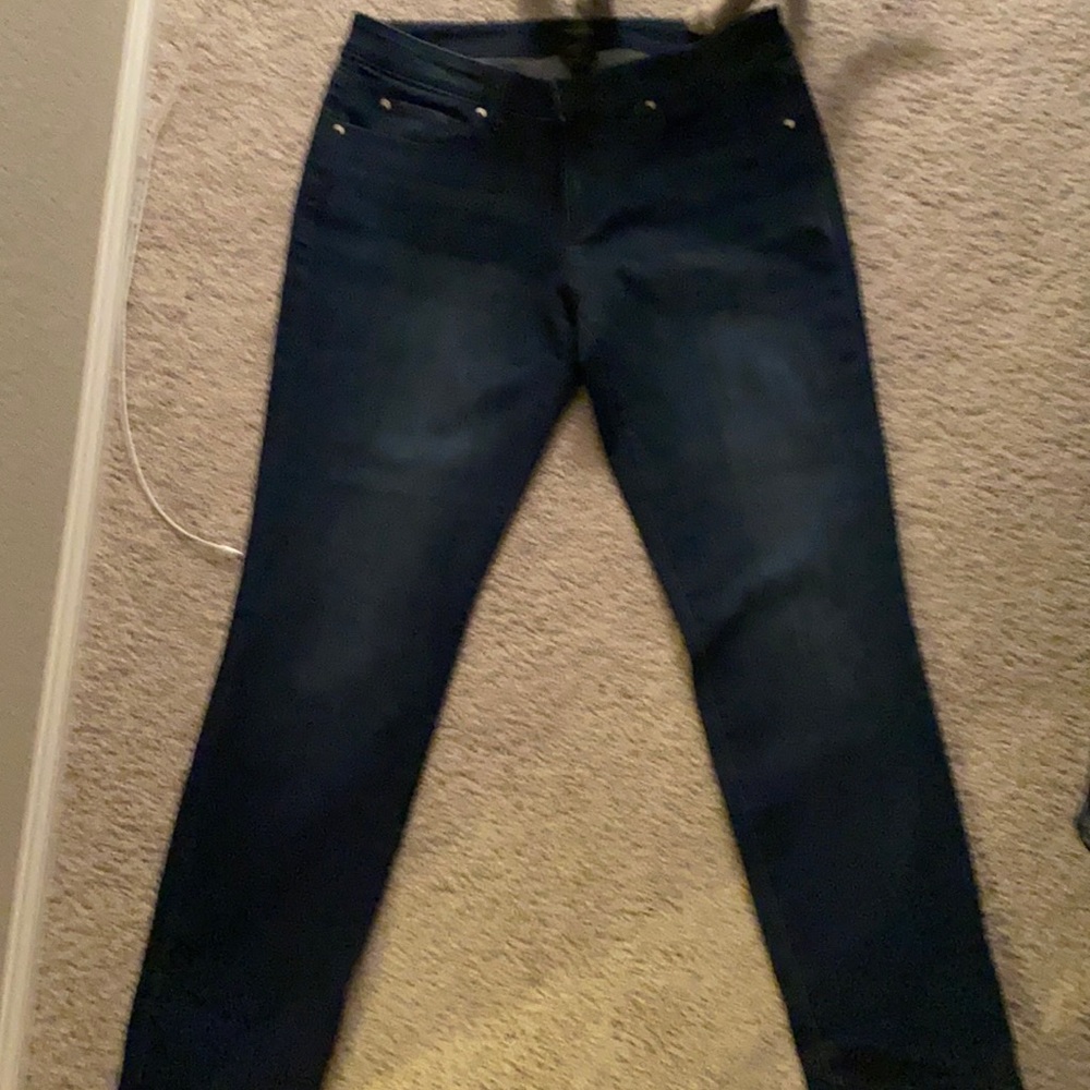 Anne Taylor straight leg jeans